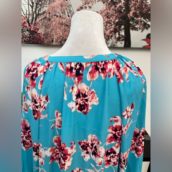 The Pioneer Woman   Tunic Top Blouse V Neck Semi- Sheer Size M Floral 3/4 Sleeve - Picture 10 of 15